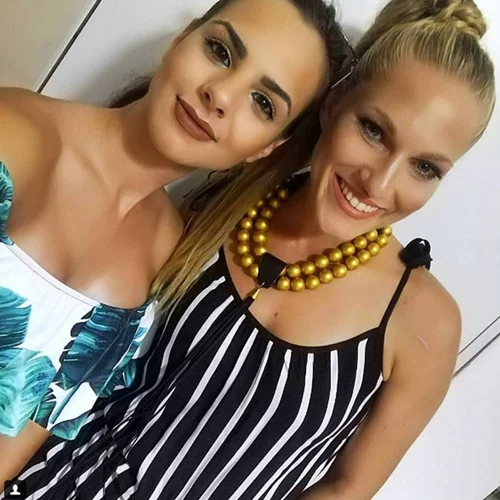 Σάρα Εσκενάζυ: Η γλυκιά φωτογραφία με τον πατέρα της