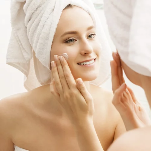 Ξέχνα όσα ήξερες: Τέλειο δέρμα μόνο σε 3 δευτερόλεπτα (κι όμως γίνεται)