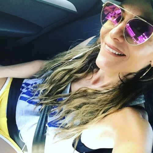 Δέσποινα Βανδή: Ποζάρει με τη νέα της αγάπη στο Instagram