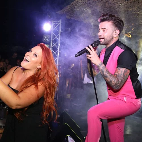 Σίσσυ Χρηστίδου: Στο πλευρό του Θοδωρή Μαραντίνη στην συναυλία των Onirama