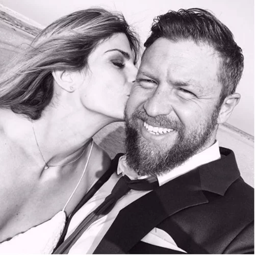 Γιάννης Βαρδής - Νατάσα Σκαφιδά: Το φετινό album των διακοπών τους