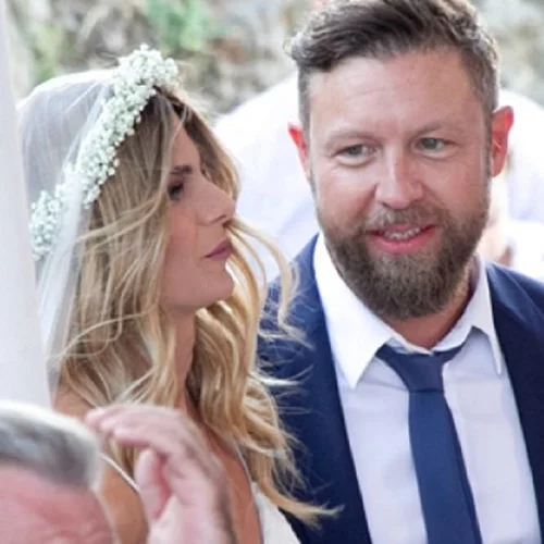 Γιάννης Βαρδής & Νατάσα Σκαφίδα: Οι νέες αδημοσίευτες φωτογραφίες του γάμου τους