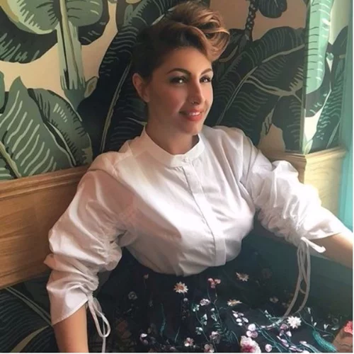 Έλενα Παπαρίζου: Ποζάρει με ροζ ολόσωμο μαγιό