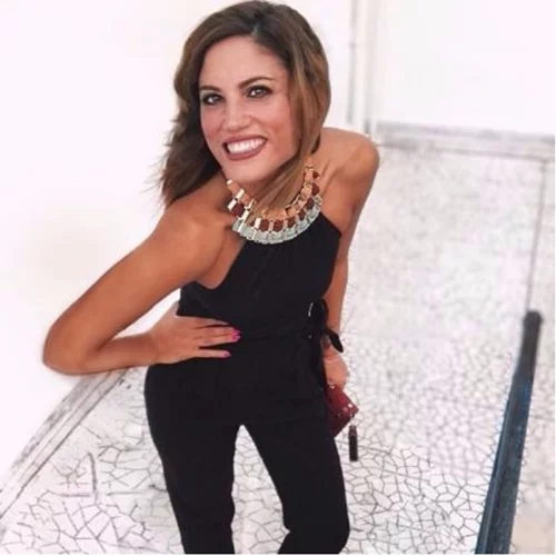 Μαίρη Συνατσάκη: Ζει το καλοκαίρι της στην Αθήνα