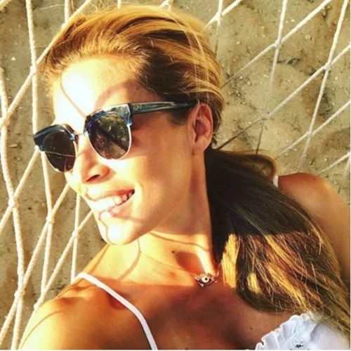 Μαριέττα Χρουσαλά: Με μπικίνι στον πέμπτο μήνα της εγκυμοσύνης της