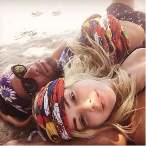 Η τούρτα γενεθλίων της Josephine και το τρυφερό μήνυμα στον σύντροφό της