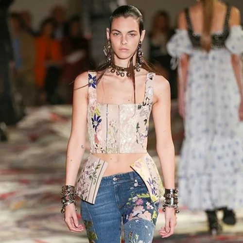 Hot or Not? Εσύ θα φορέσεις ξανά low rise τζιν;