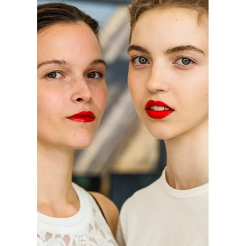 "Boy brows": Αυτό το beauty trend έρχεται κατευθείαν από την Κορέα