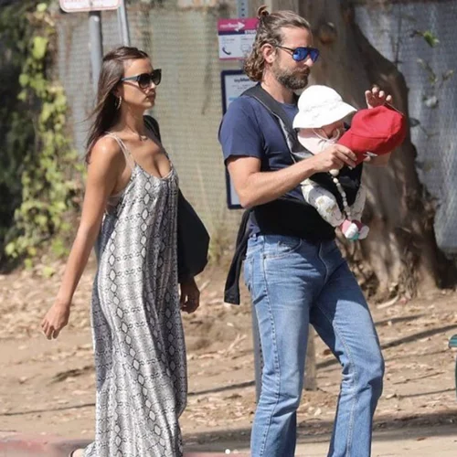 Irina Shayk - Bradley Cooper: Στην πρώτη τους δημόσια οικογενειακή βόλτα