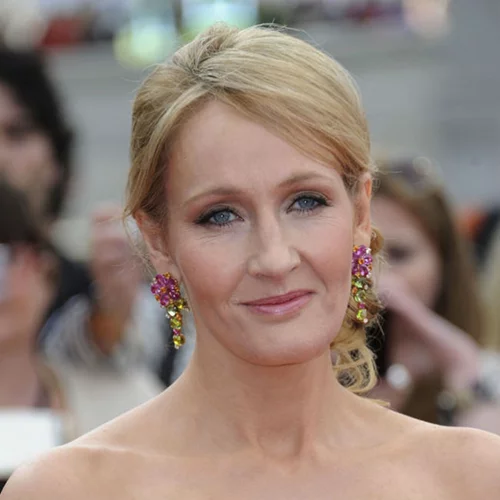 J.K Rowling: Είναι και πάλι η πλουσιότερη συγγραφέας του κόσμου