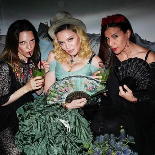 Η Madonna έκλεισε τα 59 και το γιόρτασε όπως μόνο αυτή ξέρει