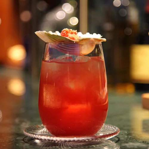 Mary Pickford Bar: Fine Drinking στον Πειραιά