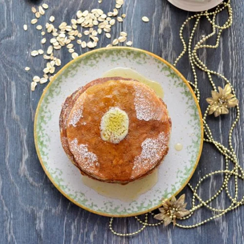 Σούπερ healthy pancakes με βρώμη και γιαούρτι από την Άντα Λιβιτσάνου