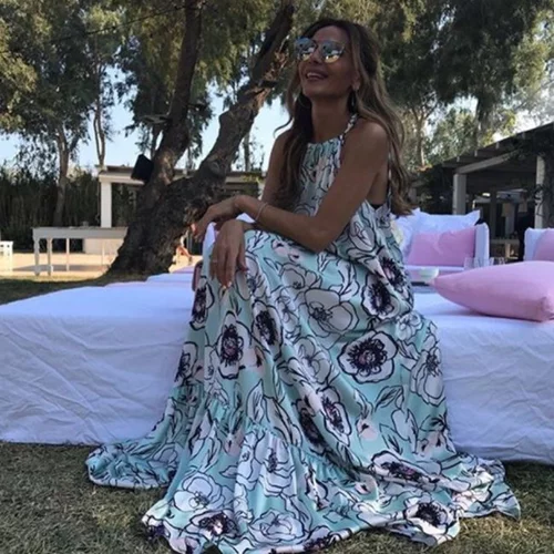 Δέσποινα Βανδή: Βολτάρει στο κέντρο της Αθήνας σαν τουρίστρια