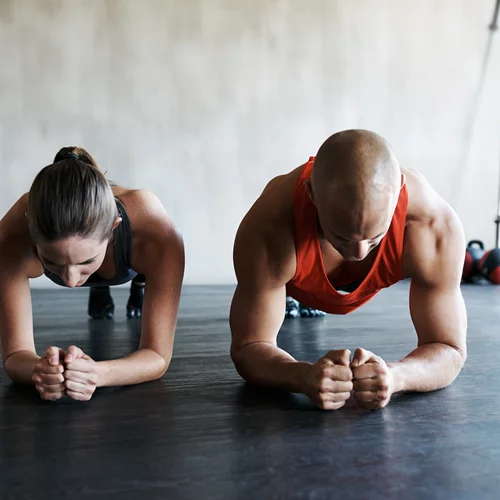 Πώς η γυμναστική μαζί της μπορεί να απογειώσει την ερωτική σου ζωή