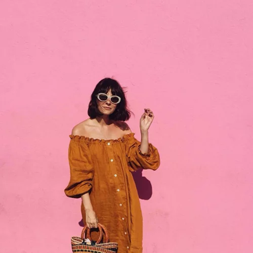 Γιατί αυτό το λινό φόρεμα έχει διχάσει τις fashionistas;