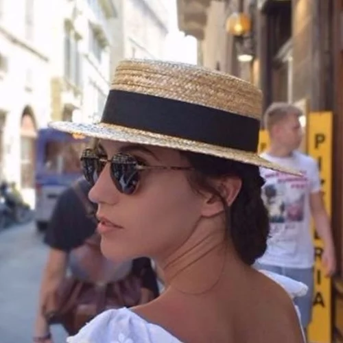 Ελένη Βαΐτσου | Ποζάρει στην παραλία σε summermood