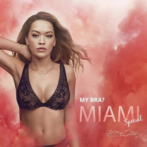 Rita Ora | Λανσάρει τη νέα, ακόμα πιο cool συλλογή του Tezenis Miami Bra