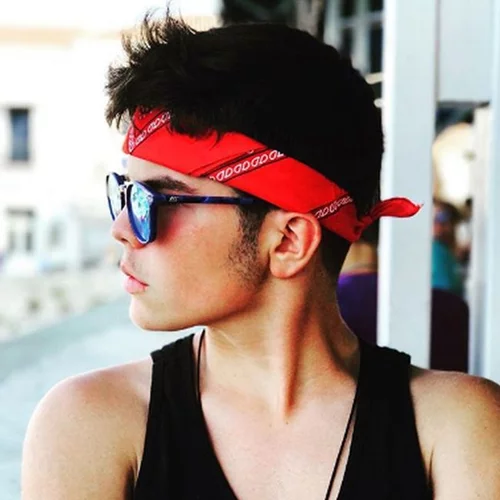 Άγγελος Λάτσιος | Ευχήθηκε στη μαμά του Ελένη Μενεγάκη για τη Γιορτή της Μητέρας