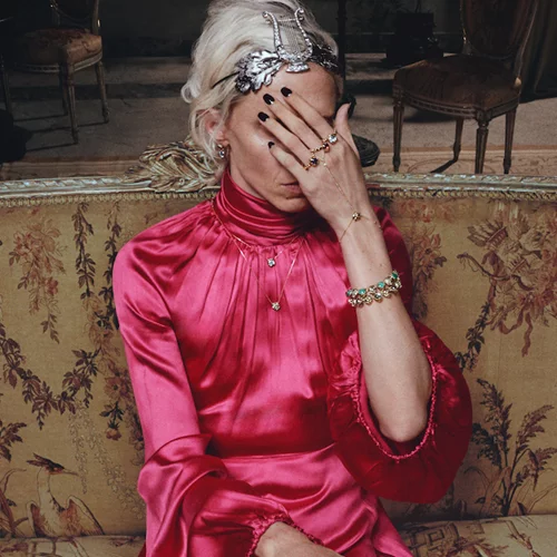 Η νέα καμπάνια του οίκου Gucci μοιάζει με οικογενειακό album!