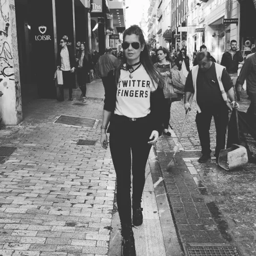 Κατερίνα Μουτσάτσου: Διακοπές με τον γιο και τον σύζυγό της