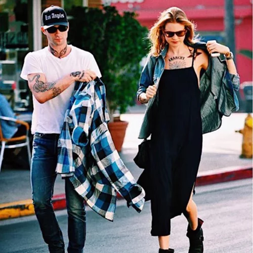 Behati Prinsloo - Adam Levine: Περιμένουν το δεύτερο παιδί τους!