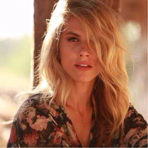 Ντορέττα Παπαδημητρίου: Βραδινή εμφάνιση σε νυχτερινό κέντρο