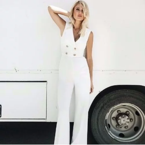 Φαίη Σκορδά: Εντυπωσιακή φωτογράφιση για καλό σκοπό