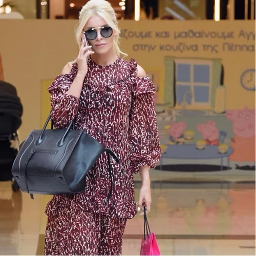Κατερίνα Καινούργιου: Για shopping με boho φόρεμα και φθινοπωρινή διάθεση