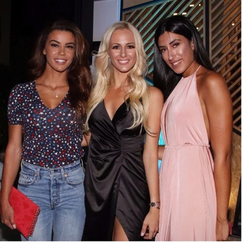 Σε ποιο λαμπερό opening party βρέθηκε όλη η κοσμική Αθήνα;