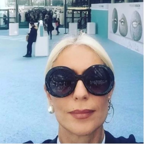 Μαρία Μπακοδήμου: Ρομαντικές βόλτες στο φθινοπωρινό Παρίσι