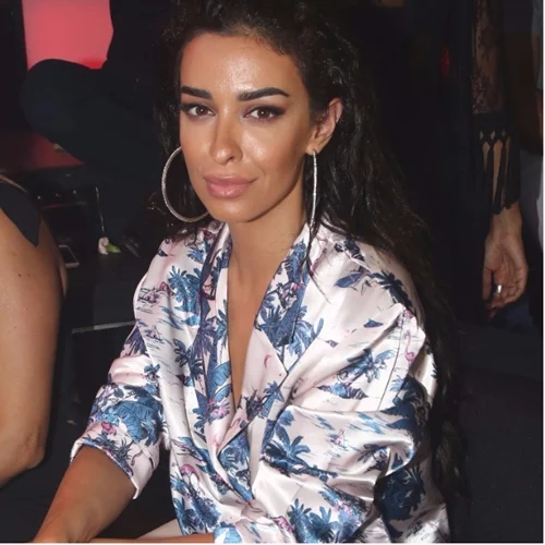 Ελένη Φουρέιρα: Εντυπωσιακή εμφάνιση στην πρεμιέρα του Κωνσταντίνου Αργυρού