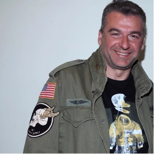 Γιώργος Λιάγκας: Διακοπές στην Κρήτη μαζί με τους γιους του