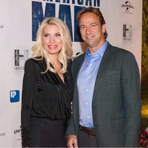 Ελένη Μενεγάκη | Μαυρισμένη και πιο απλή από ποτέ στην πρώτη της φωτογραφία από την Άνδρο μετά την αποχώρησή της από τον Alpha