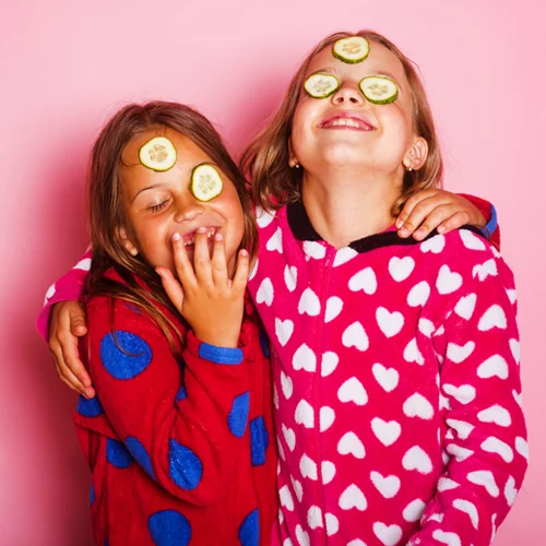 IQ KIDS: Ένα μικρό παραμύθι για μικρούς και μεγάλους με τα πιο όμορφα παιδικά παπούτσια!