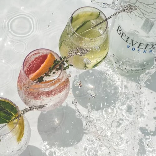 Κέρδισε μία διπλή πρόσκληση για το πιο ατμοσφαιρικό event στον κήπο του Μεγάρου