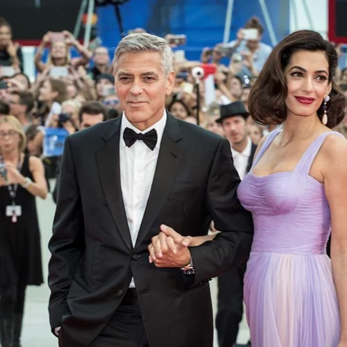 George και Amal Clooney έκαναν την πιο θεαματική εμφάνιση στο Φεστιβάλ Βενετίας
