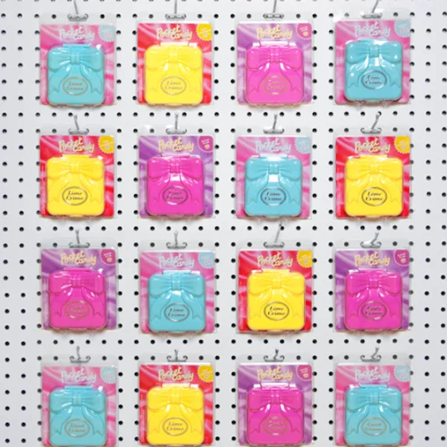 '90s gang: Αγαπάς αυτή τη δεκαετία; Η πιο νοσταλγική σειρά μακιγιάζ θα σε κάνει να την αναπολήσεις