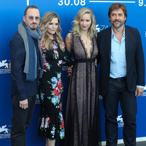 Jennifer Lawrence - Darren Aronofsky: Η πρώτη τους κοινή εμφάνιση στο κόκκινο χαλί