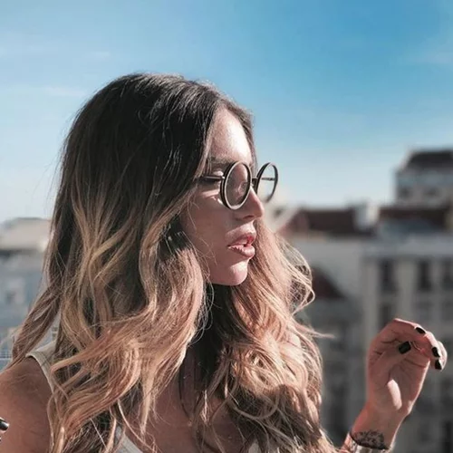 Αθηνά Οικονομάκου | Τα ξενύχτια με το μωρό και η φωτογραφία στο Instagram