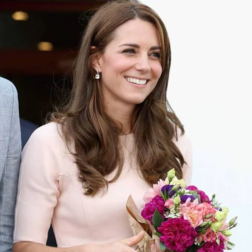 Kate Middleton | Γιατί δεν βάφει ποτέ τα νύχια της;