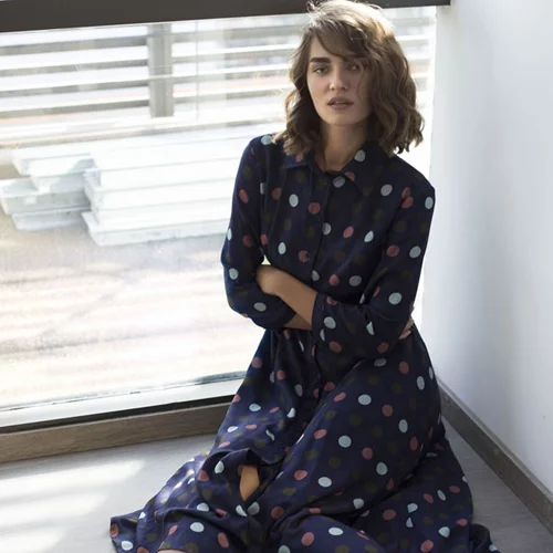 "Τι να φορέσω στο γραφείο;" Τέσσερις υπέροχες ιδέες από τη Helmi