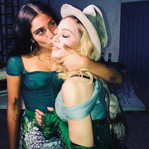 Madonna: Πώς ευχήθηκε στη Lourdes για τα γενέθλιά της;