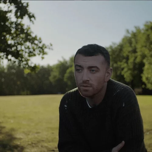 Sam Smith: Είναι και πάλι ερωτευμένος! – Αυτή είναι η νέα του σχέση!
