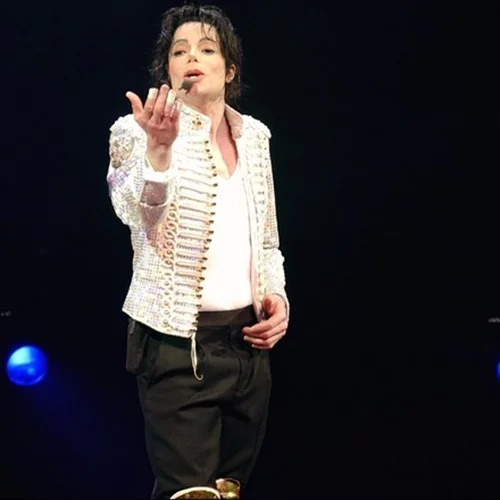 Στο σφυρί η παράξενη συλλογή έργων τέχνης του Michael Jackson