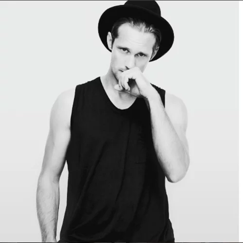 Alexander Skarsgard: Γιατί προκάλεσε πανικό στο Twitter το νέο του κούρεμα;