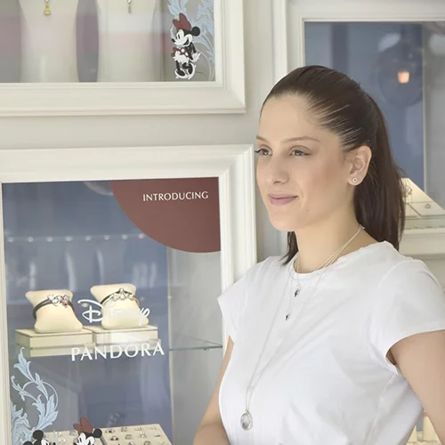 Disney & PANDORA δημιουργούν την πιο chic και ονειρεμένη συλλογή της σεζόν