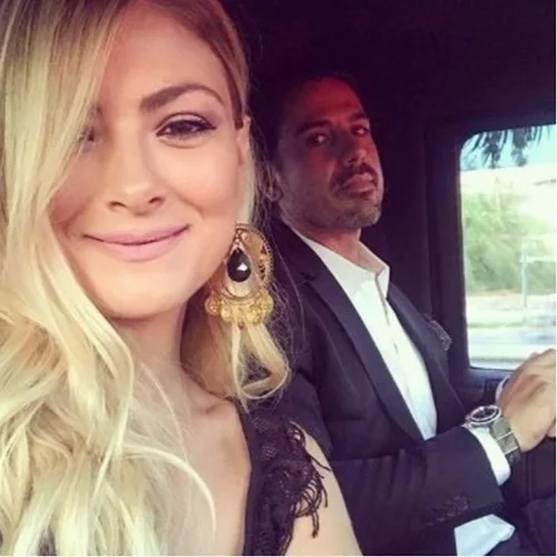 Δέσποινα Καμπούρη - Βαγγέλης Ταρασιάδης: Η τρυφερή φωτογραφία με τις κόρες τους