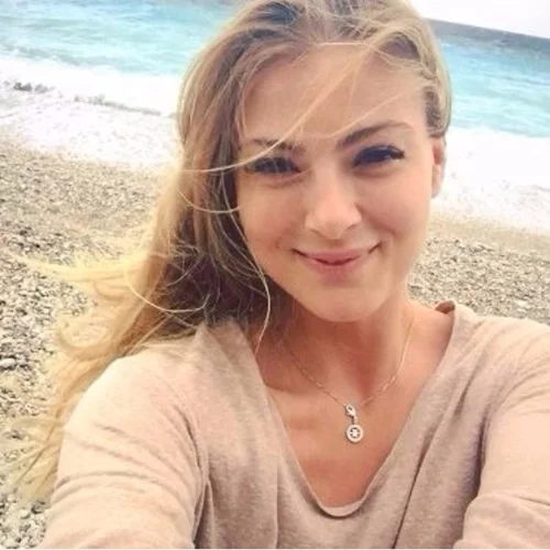 Δέσποινα Καμπούρη: Πόσταρε φωτογραφίες με φουσκωμένη κοιλίτσα