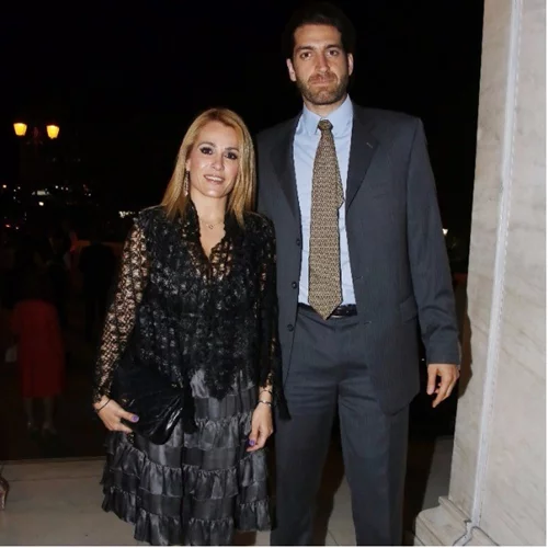 Τζένη Μπότση - Αλέξανδρος Μιχαλάς: Σπάνια εμφάνιση για το ερωτευμένο ζευγάρι